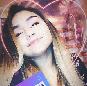 Meet your Posher, Zoe